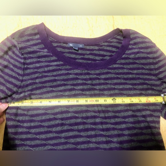 🔄 Gap Cotton Sweater 💜🖤 - Picture 10 of 11